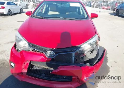 2015 Toyota Corolla Le Plus z USA, uszkodzony, nr VIN 5YFBURHE4FP347640